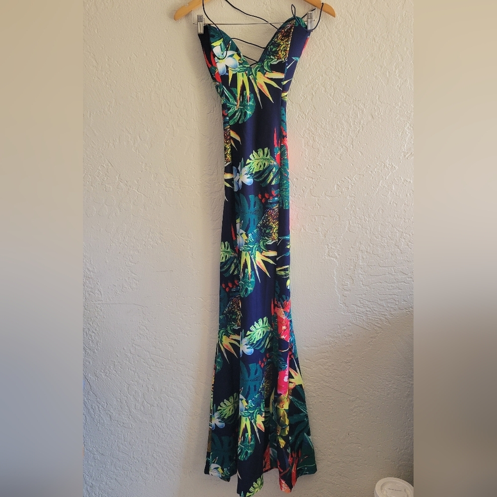 Hot Miami Styles Blithe Maxi Dress Size Small NWT